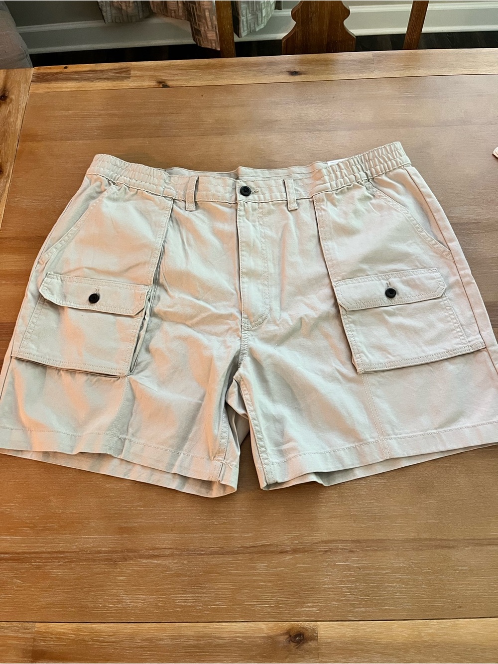 St. John’s Bay flat front mens  shorts stretch waistband size 44, 9” inseam NWT